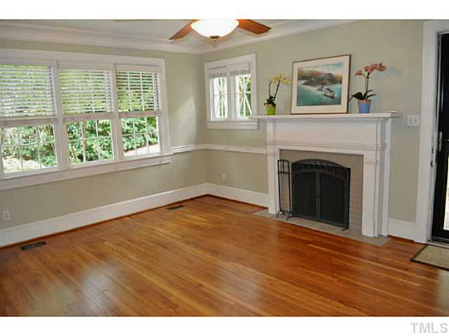 1628 Dixie Trail Raleigh, NC 27607 - Photo 4 of 25