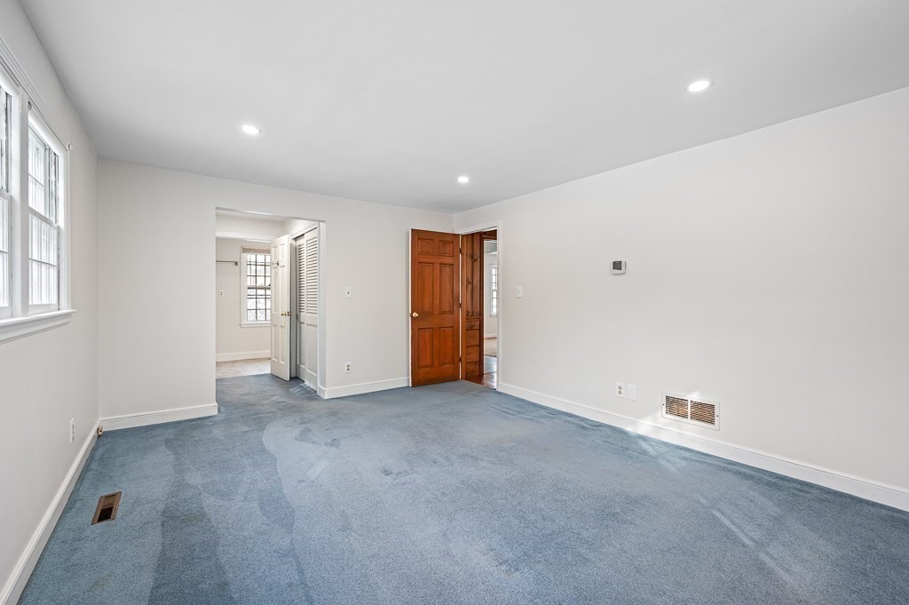 13 Old Village Road Acton, MA 01720 - Photo 10 of 33 Gallery Image 10