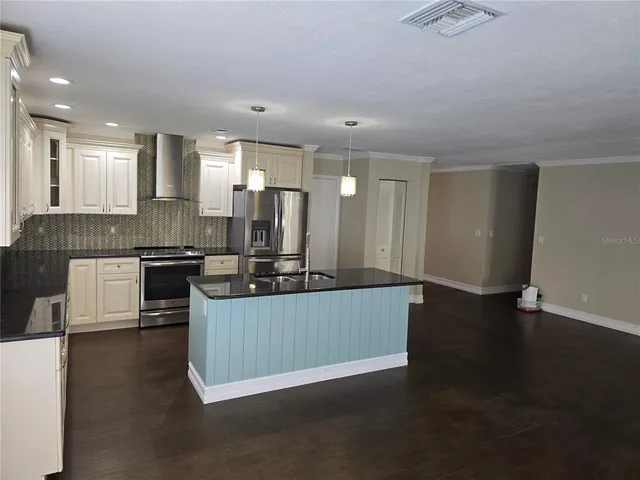 $2,750 | 2342 Willow Tree Trail, Clearwater, FL 33763