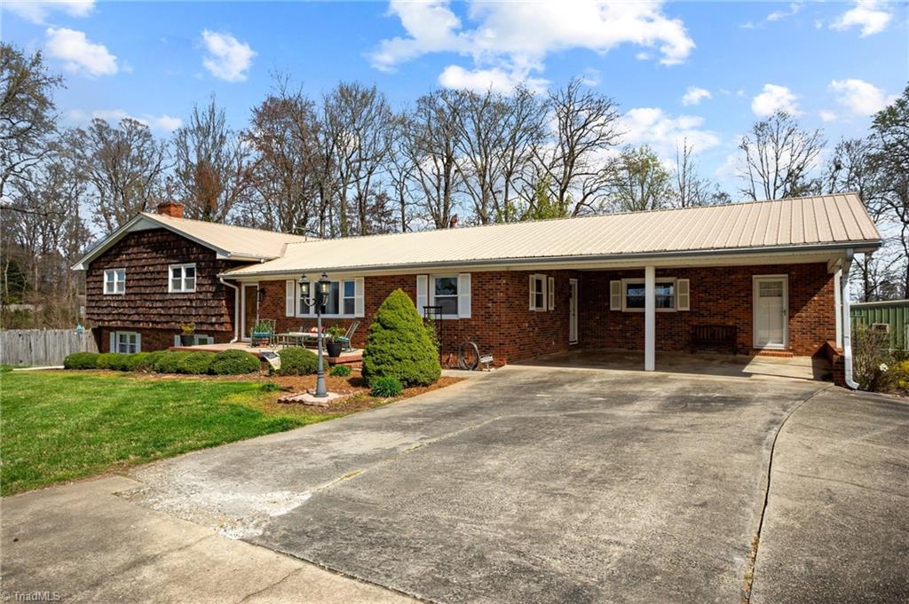 5650 Edgar Road Archdale, NC 27263 - Photo 4 of 50 Gallery Image 4
