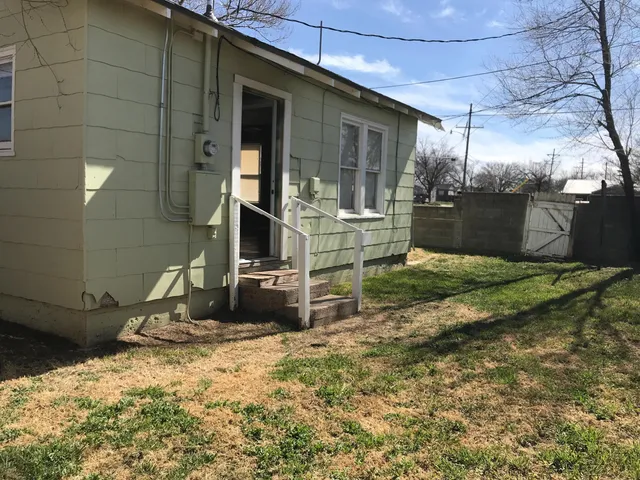 $650 | 3012 Avenue M, Lubbock, TX 79411