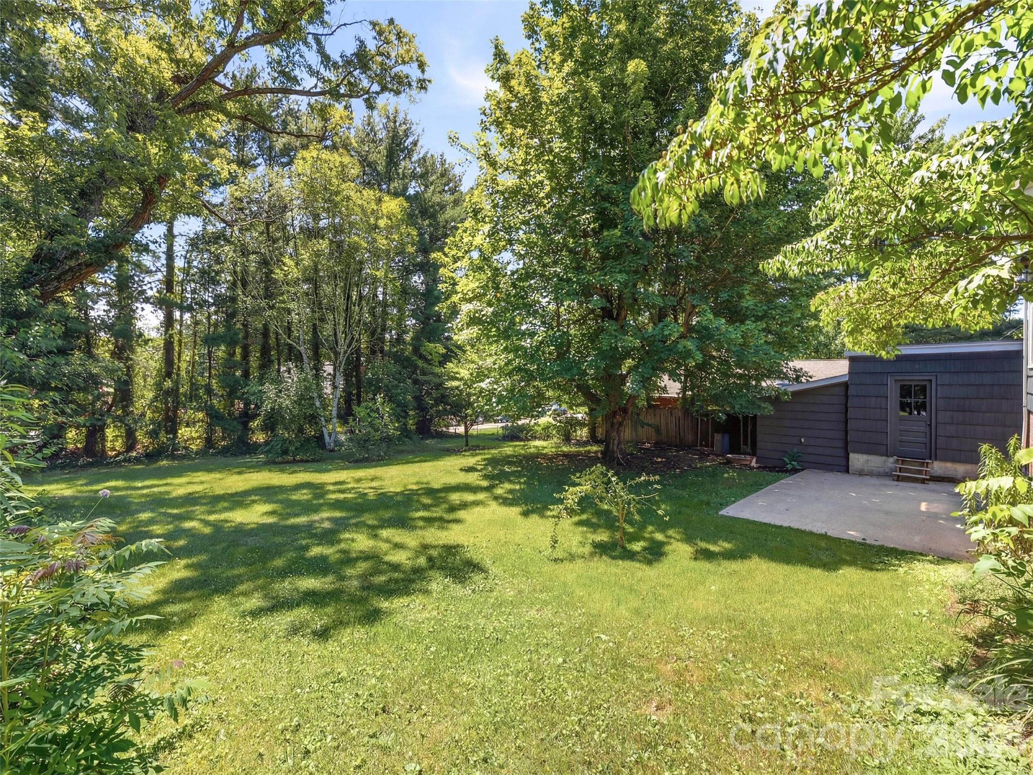 151 Hampton Heights Road Canton, NC 28716 - Photo 8 of 48