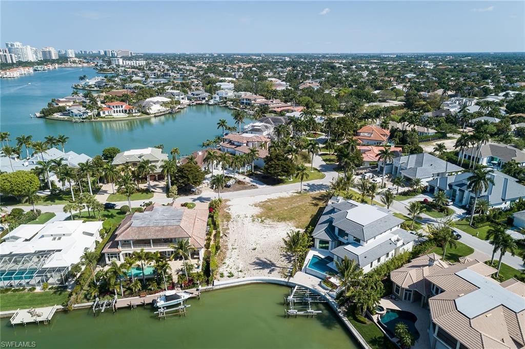 262 Bay Point Naples, FL 34103 - Photo 2 of 9 Gallery Image 2