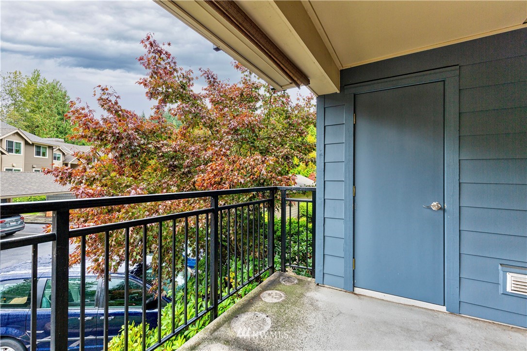 19410 Bothell Way Northeast, Unit D201 Bothell, WA 98011 - Photo 19 of 22