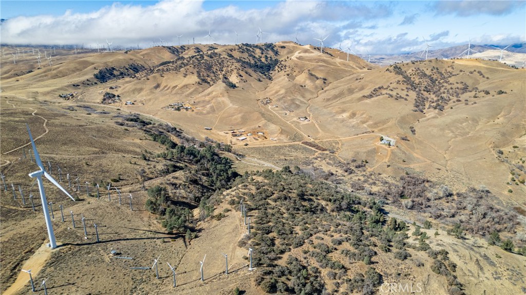 1 Cameron Canyon Road Tehachapi, CA 93501 - Photo 14 of 26 a view of water heater with a yard