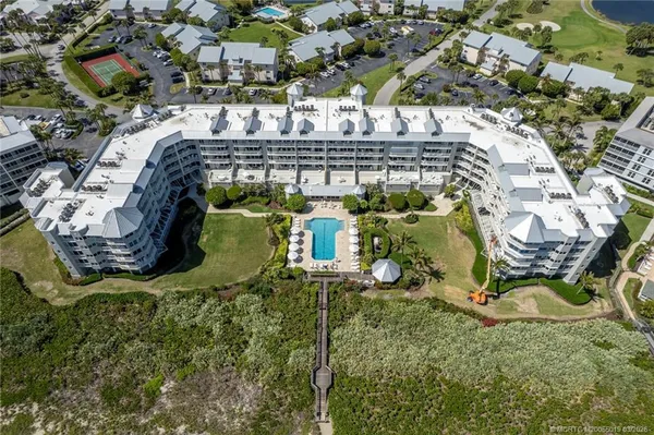 $950,000 | 579 Northeast Plantation Road, Unit S303, Jensen Beach, FL 34957