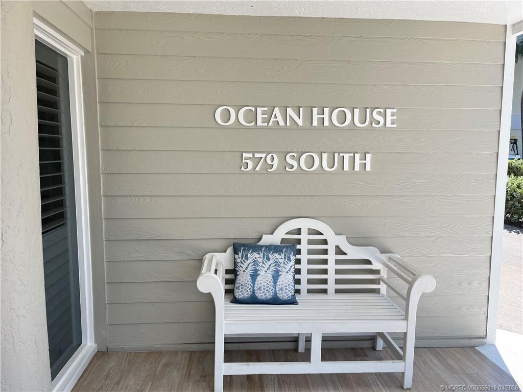 579 Northeast Plantation Road, Unit S303 Jensen Beach, FL 34957 - Photo 5 of 25 Building entrance