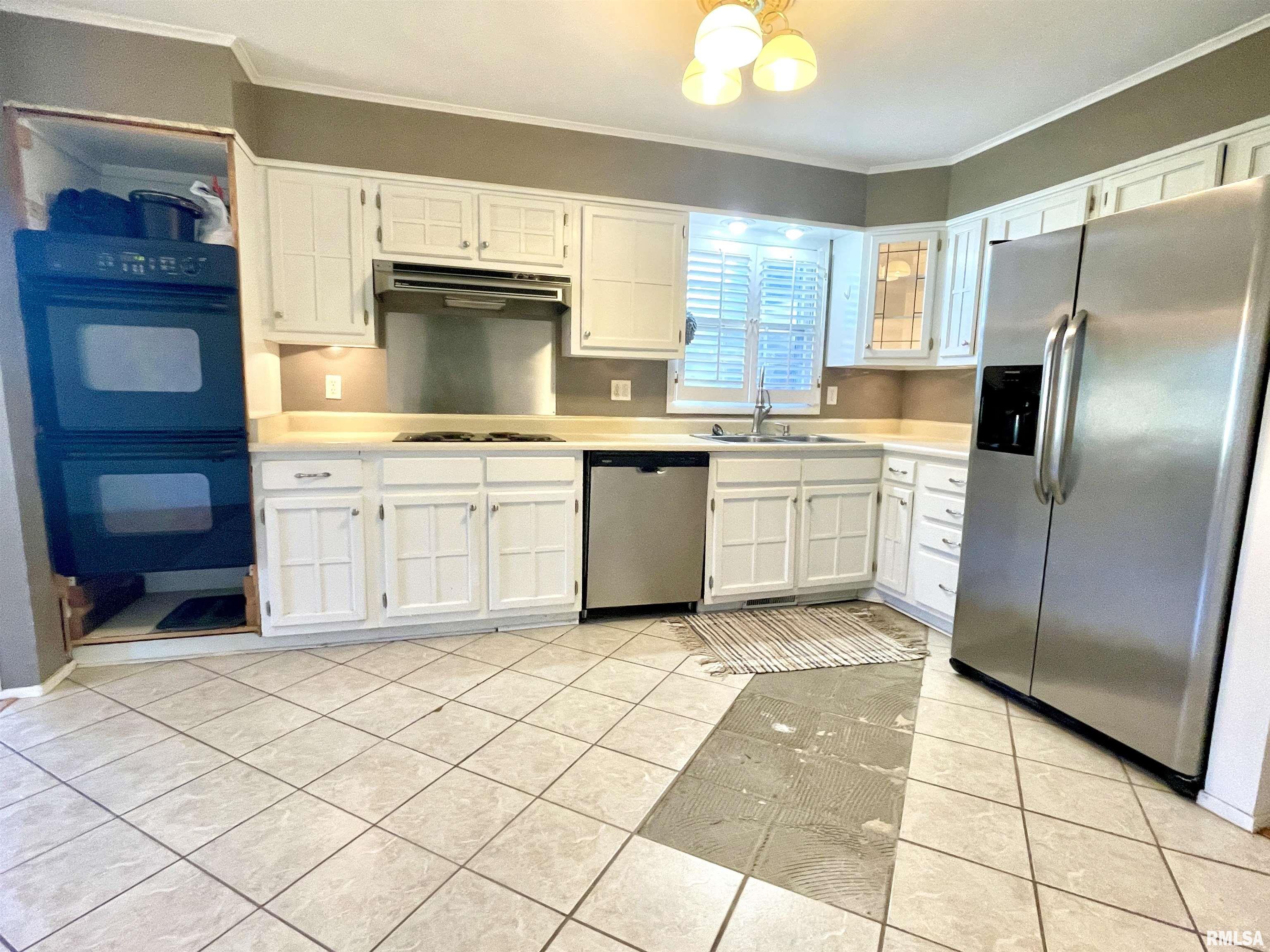 5121 South Sir Lionel Court Mapleton, IL 61547 - Photo 12 of 47