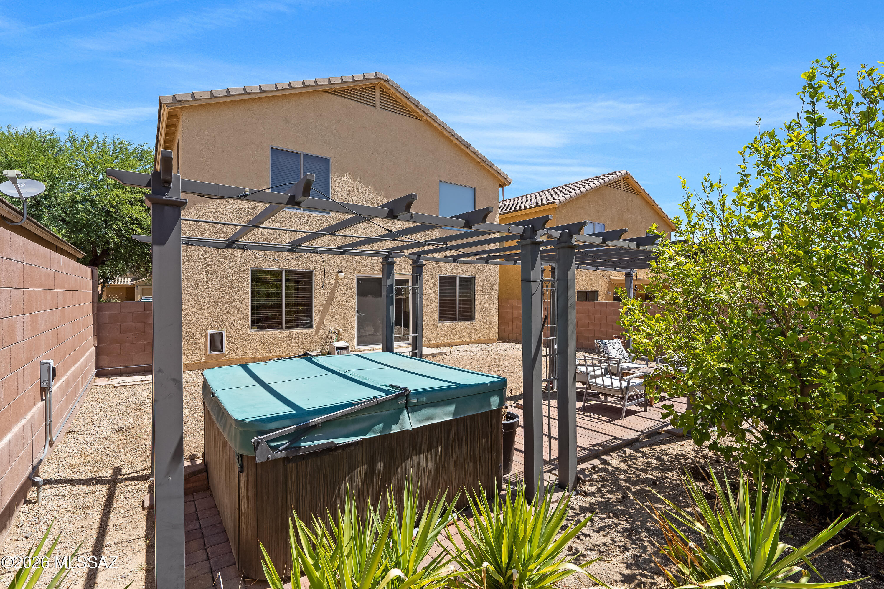 675 West Ash Ridge Drive Green Valley, AZ 85614 - Photo 29 of 33 Backyard