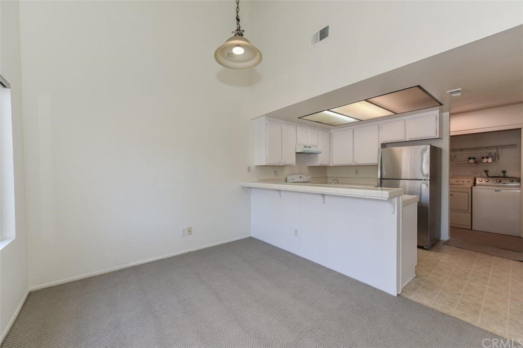 302 Lemon Grove Irvine, CA 92618 - Photo 21 of 37