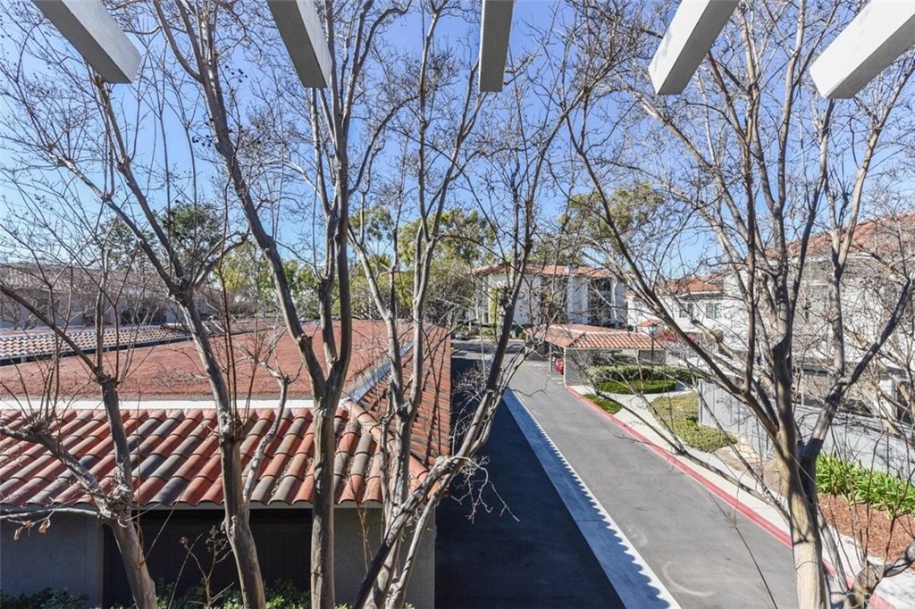 302 Lemon Grove Irvine, CA 92618 - Photo 29 of 37