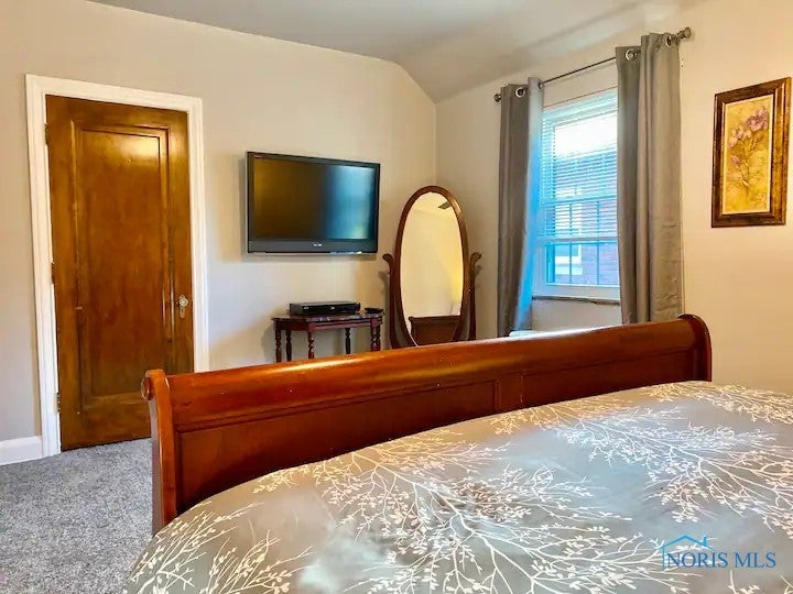 1321 Laclede Road Toledo, OH 43612 - Photo 6 of 48 Gallery Image 6