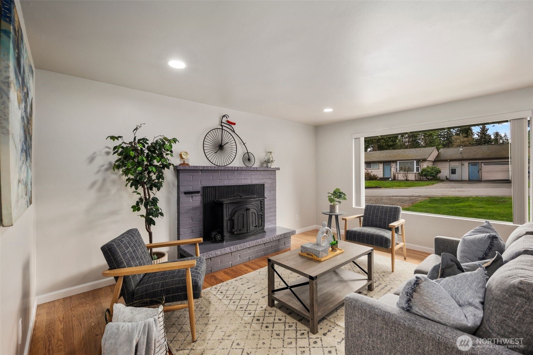 3324 Northeast 17th Place Renton, WA 98056 - Photo 10 of 28