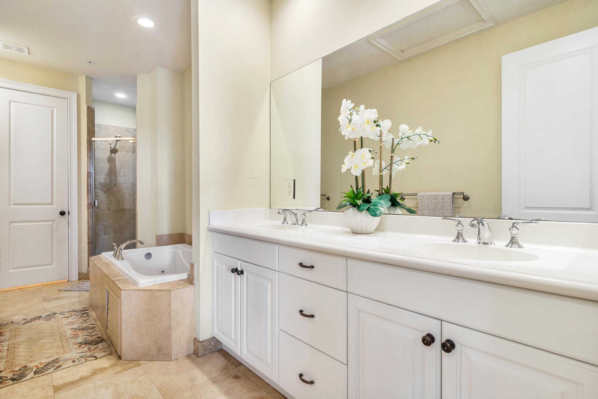 56 Via Floresta Drive Boca Raton, FL 33487 - Photo 12 of 25 low-10