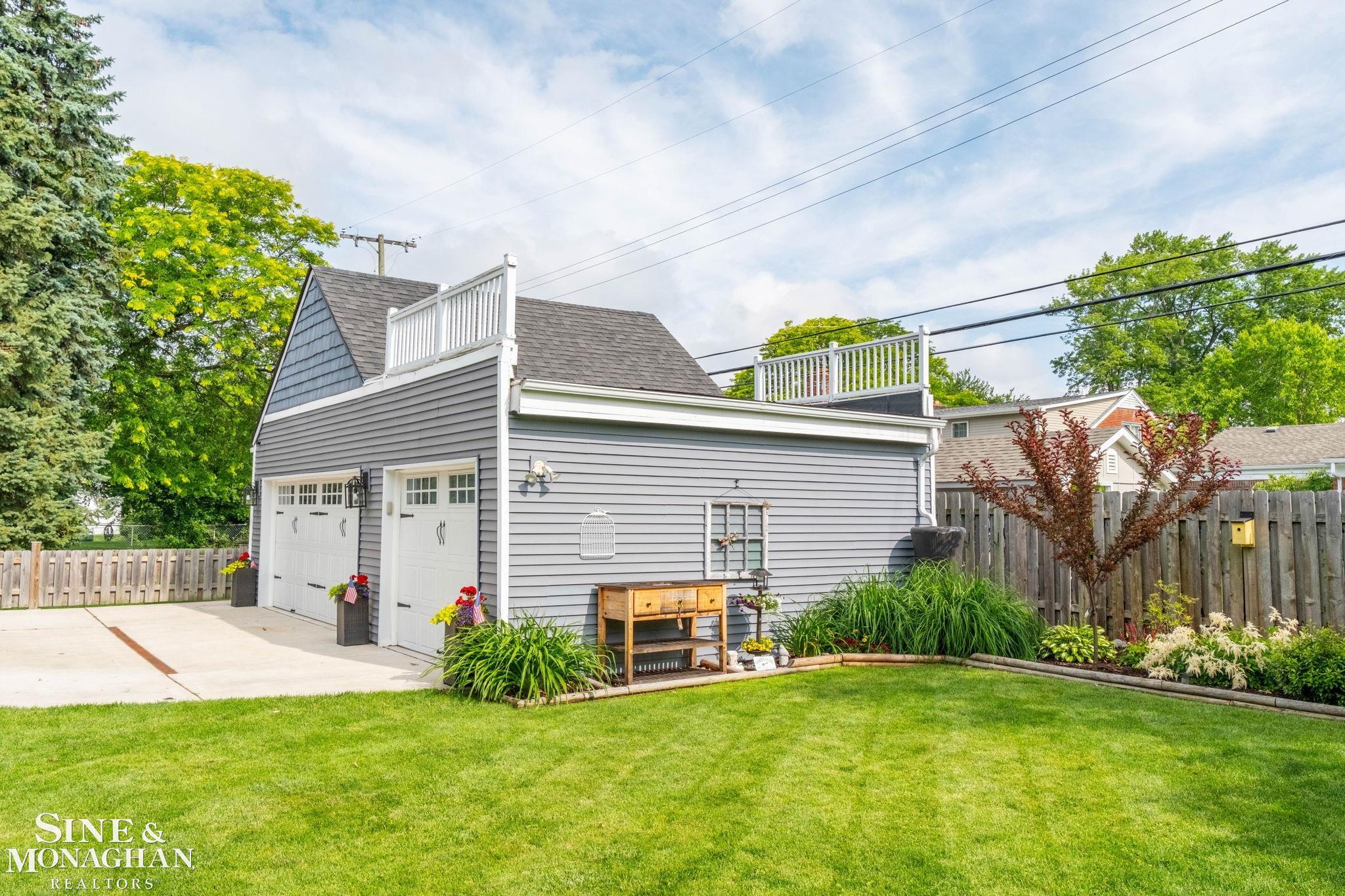 580 Hampton Road Grosse Pointe Woods, MI 48236 - Photo 66 of 77