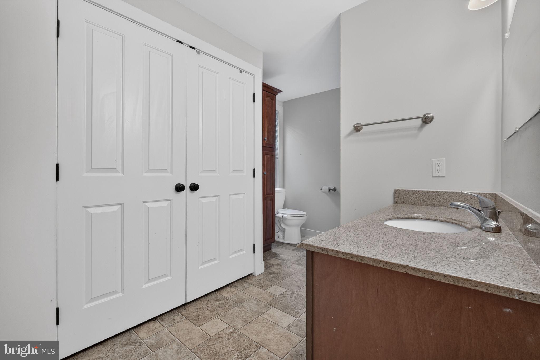 990 Maple Street Lititz, PA 17543 - Photo 16 of 37
