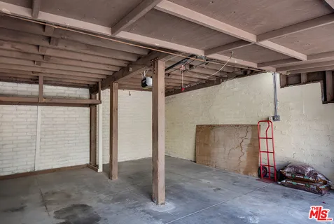 a view of garage