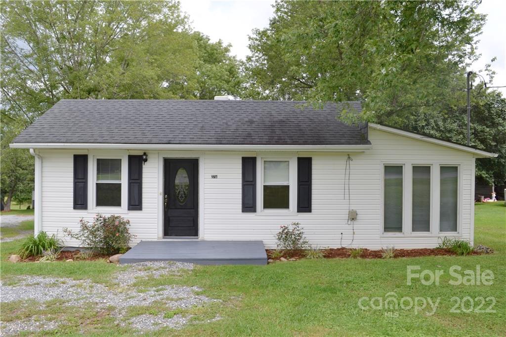 2751 Lail Road Morganton, NC 28655 - Photo 2 of 32 front view of a house with a yard
