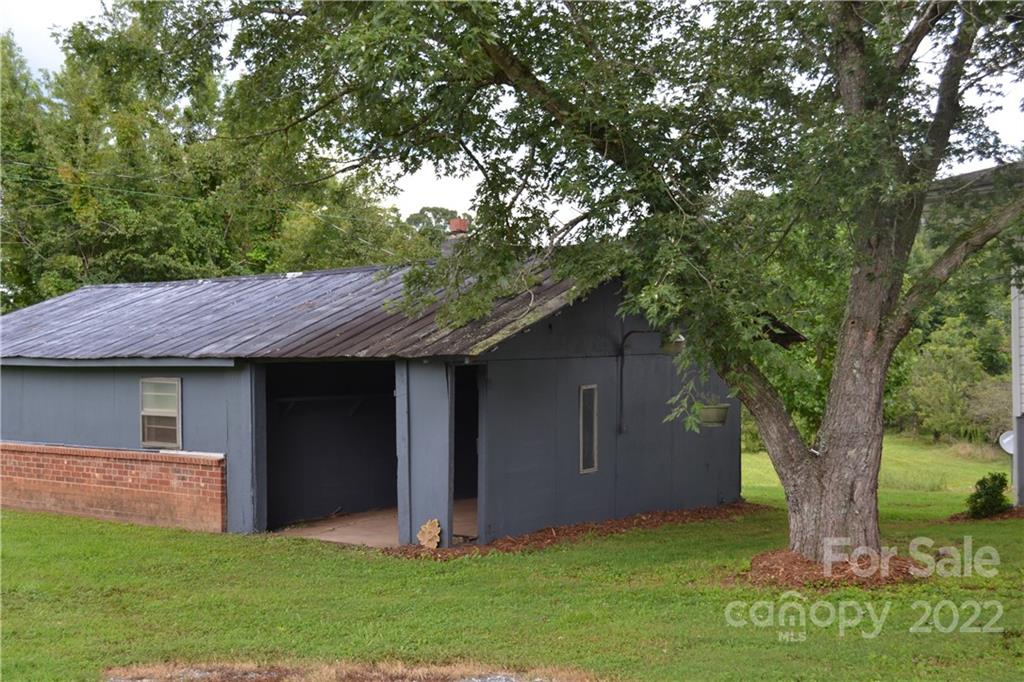 2751 Lail Road Morganton, NC 28655 - Photo 28 of 32 a view of outdoor space and yard