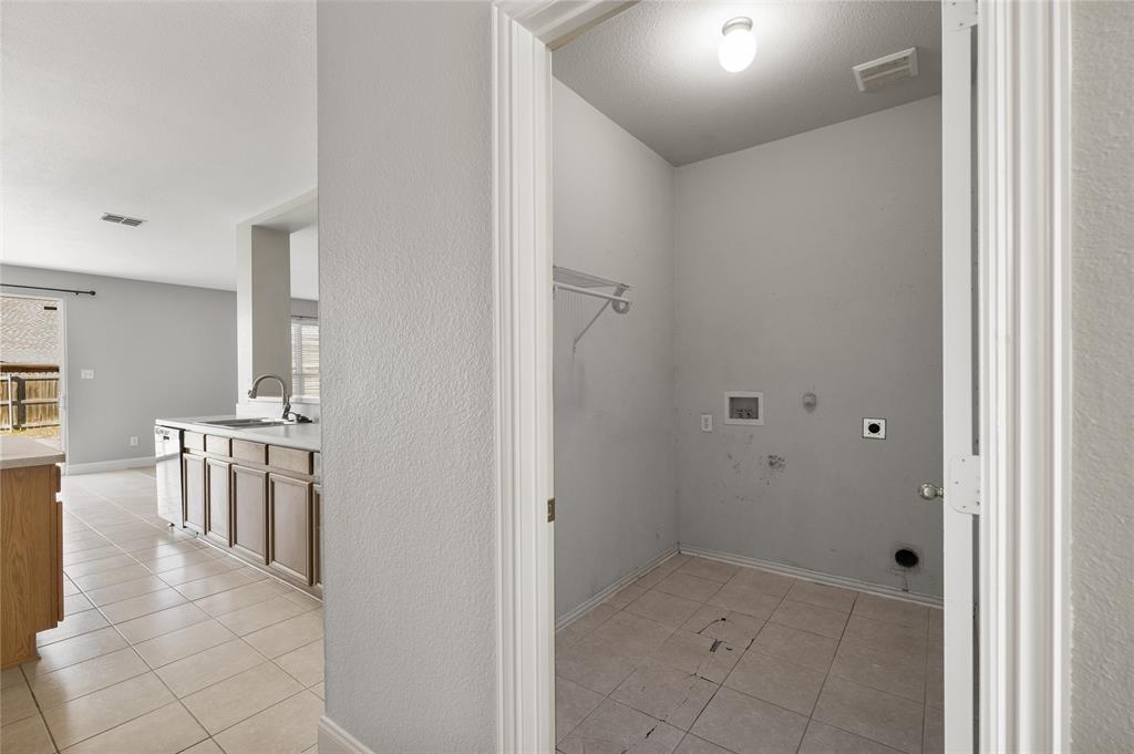 1514 Hanover Lane Van Alstyne, TX 75495 - Photo 22 of 39
