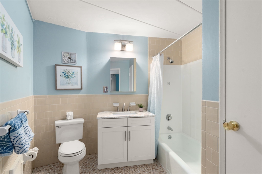 152 Turner Road, Unit 52 Holliston, MA 01746 - Photo 8 of 15