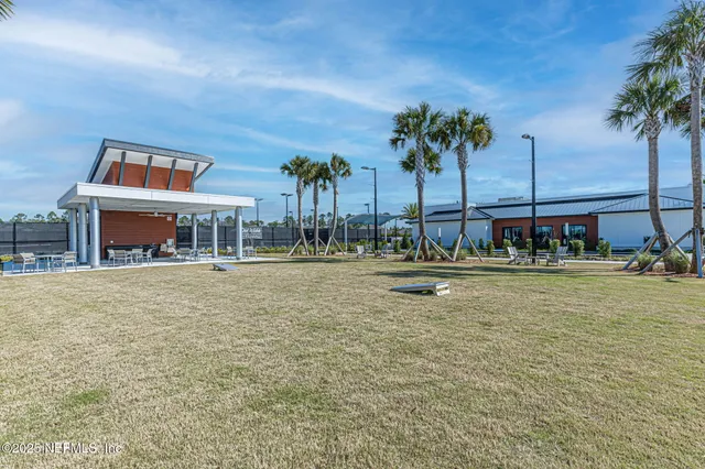 a view of a tennis court