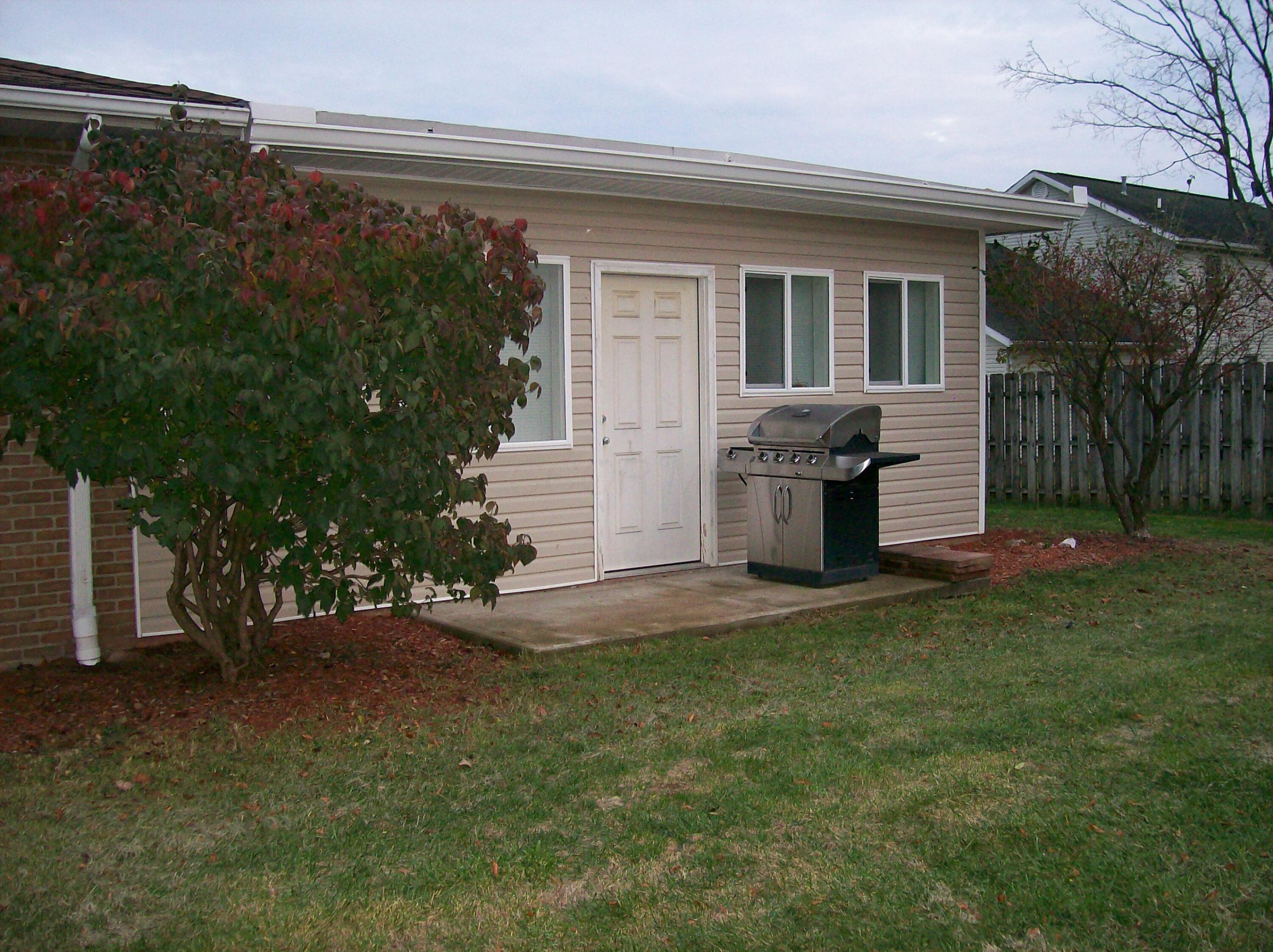 417 Ridgedale Drive Circleville, OH 43113 - Photo 6 of 39 101_1451