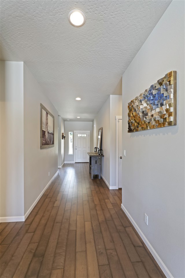 2708 South Conklin Road Spokane Valley, WA 99037 - Photo 3 of 20