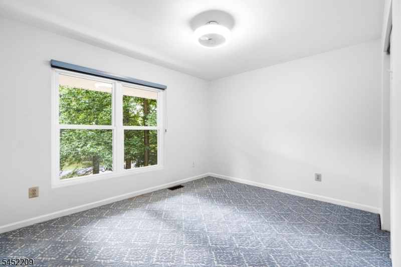 9 Stirrup Way Princeton, NJ 08540 - Photo 26 of 40 Gallery Image 26