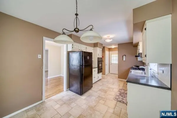 $4,500 | 111 6th Street, Cresskill, NJ 07626