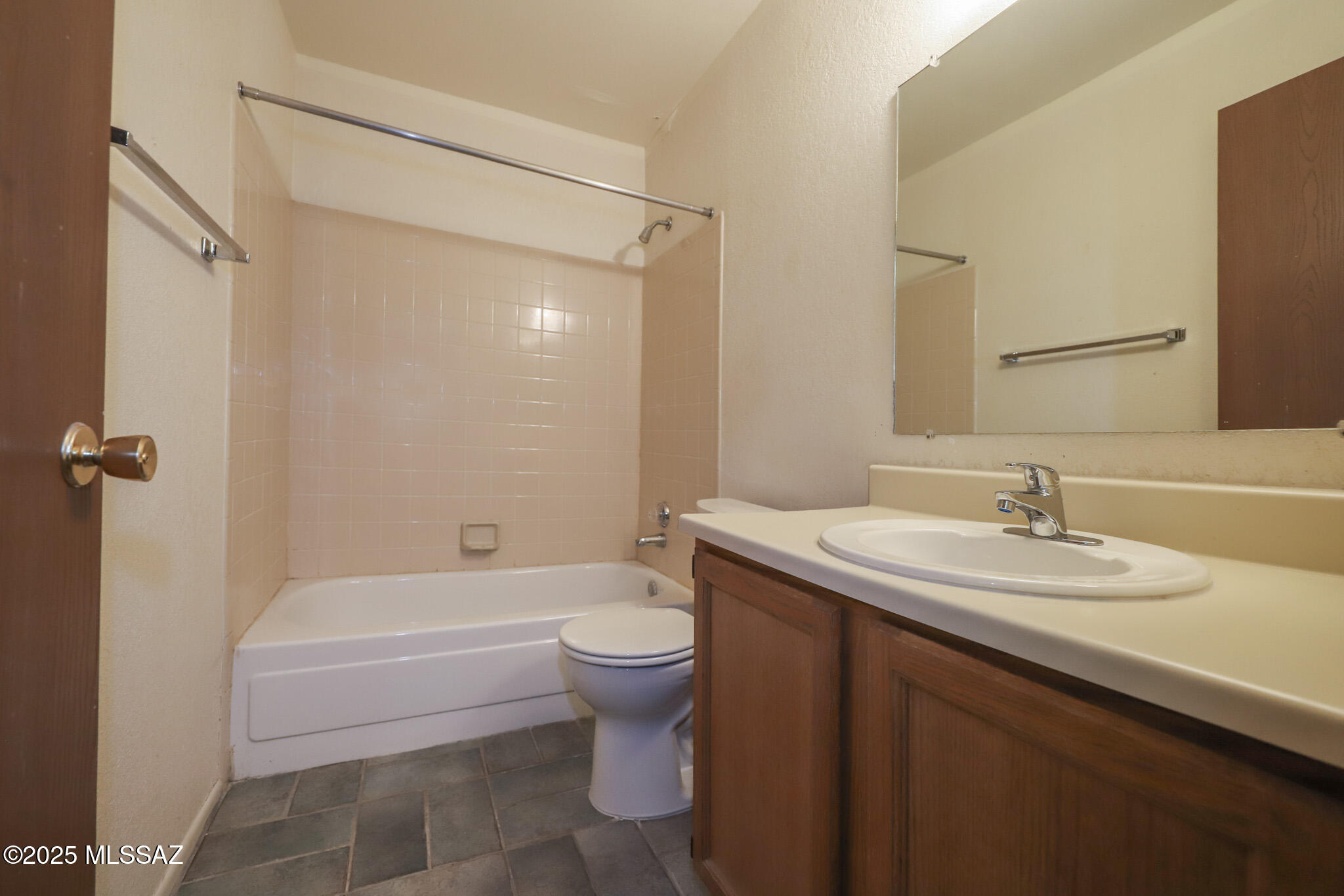 3690 North Country Club Road, Unit 1005 Tucson, AZ 85716 - Photo 18 of 24 Gallery Image 18