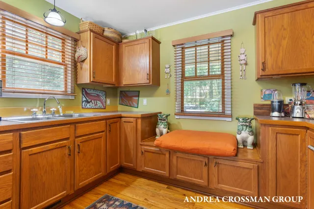 $527,700 | 6187 Bayou Trail, Saugatuck, MI 49453