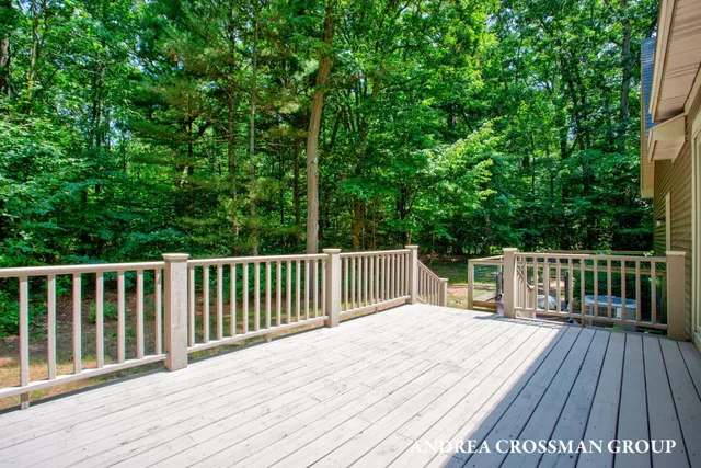 $527,700 | 6187 Bayou Trail, Saugatuck, MI 49453