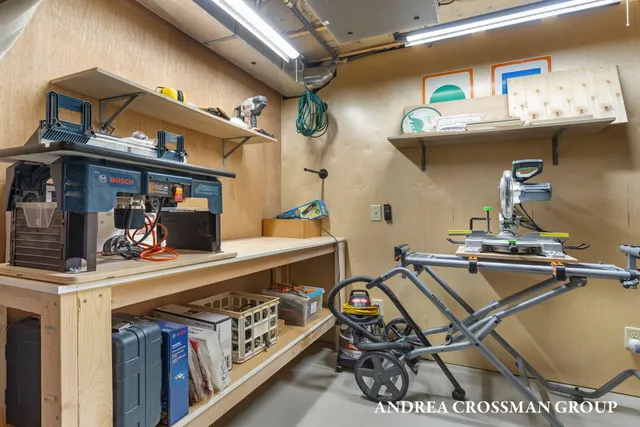 $527,700 | 6187 Bayou Trail, Saugatuck, MI 49453