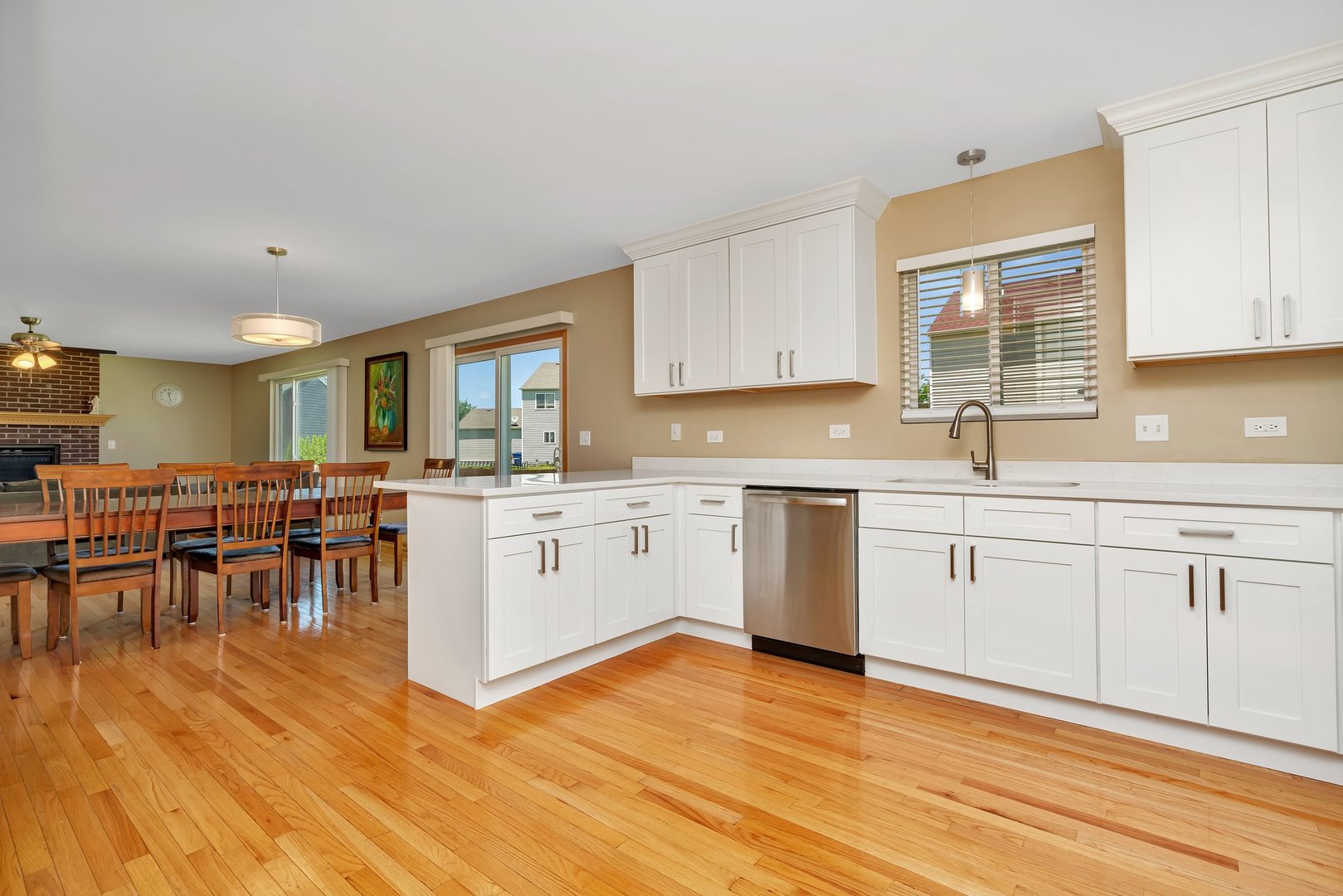 249 Prairie Ridge Court Minooka, IL 60447 - Photo 10 of 40 Gallery Image 10