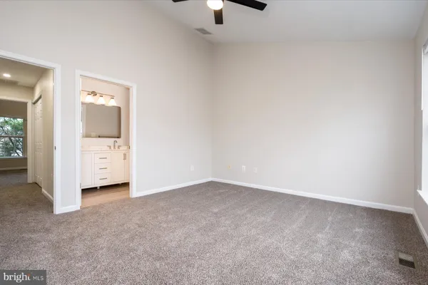 $3,100 | 77 Harbour Heights Drive, Unit 77, Annapolis, MD 21401