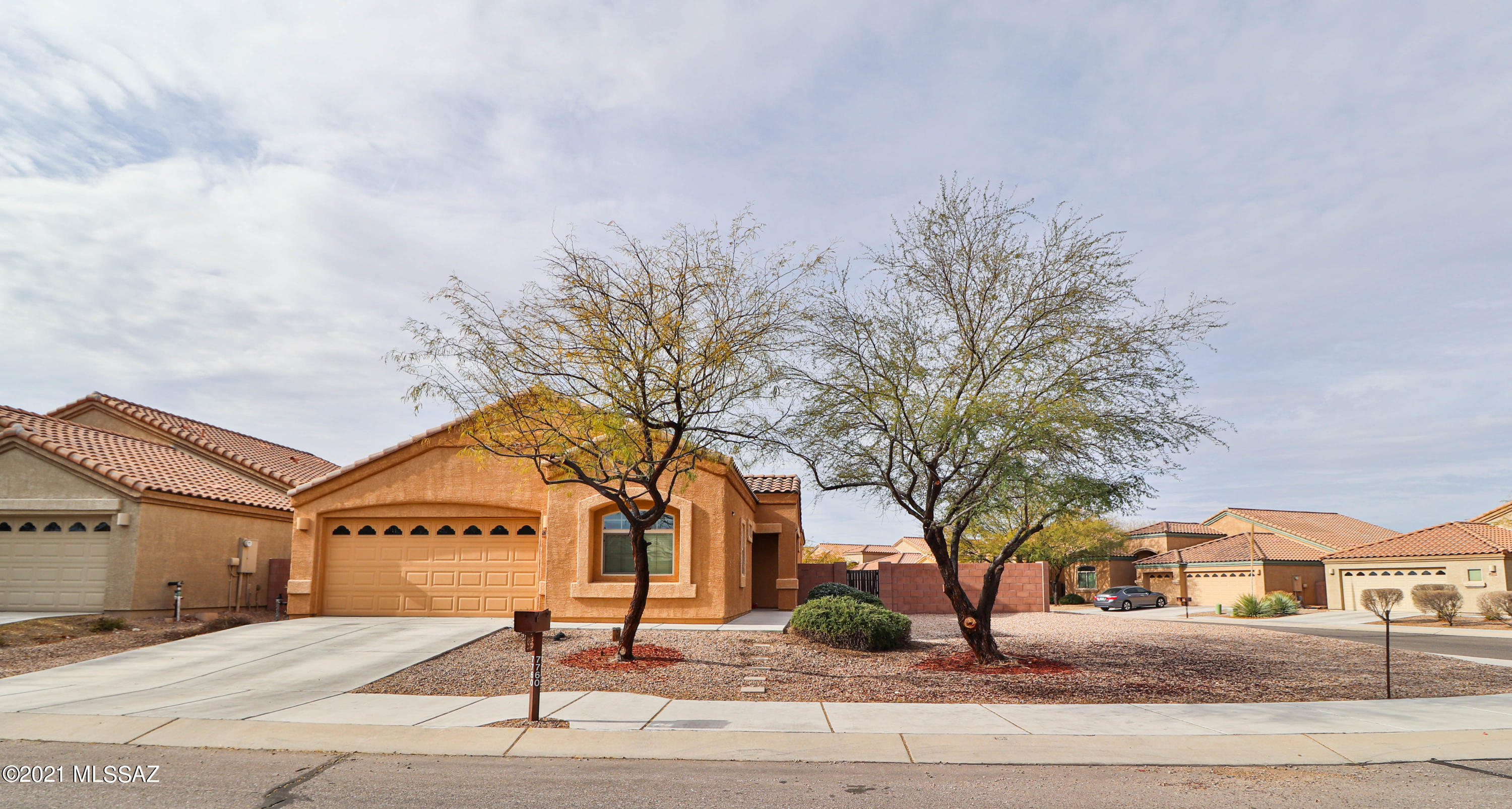 7760 East Treetop Road Tucson, AZ 85756 - Photo 1 of 22 Gallery Image 1