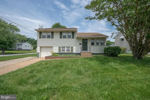 $315,000 | 1317 Idlewood Road, Wilmington, DE 19805