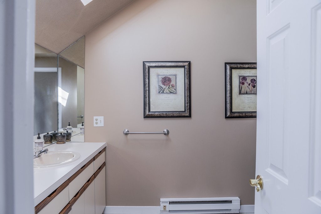 35 Pearl Road Saugus, MA 01906 - Photo 18 of 28 Gallery Image 18