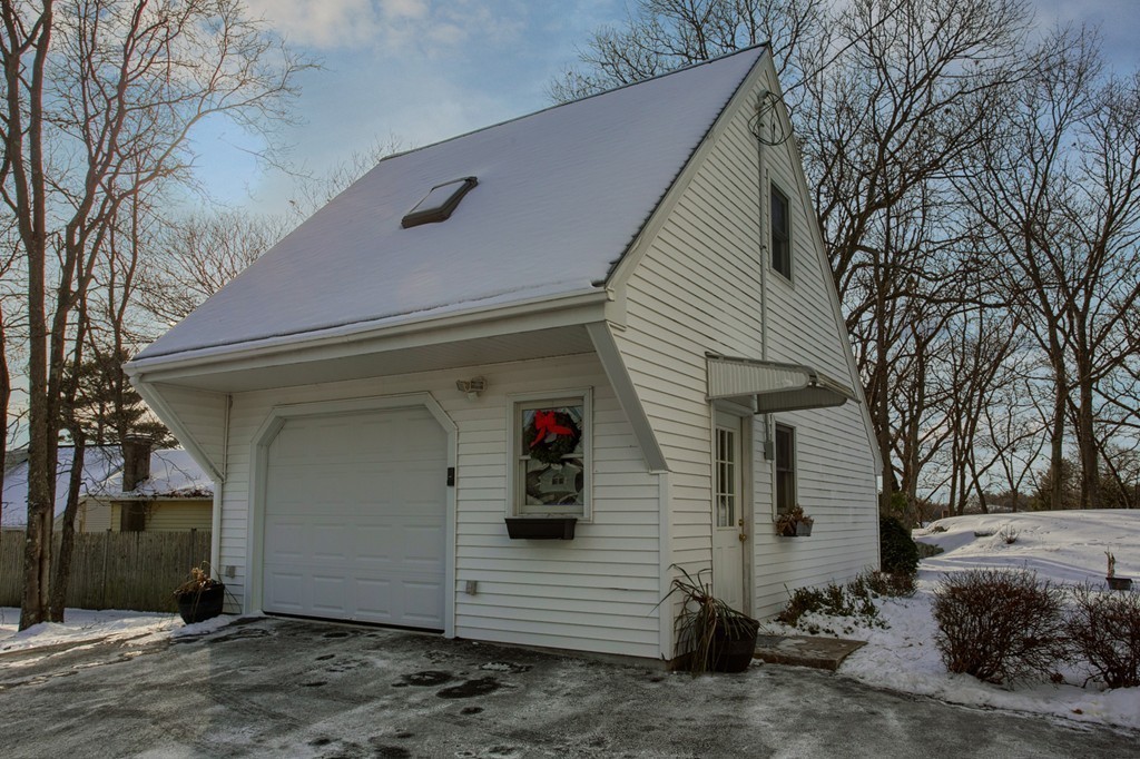 35 Pearl Road Saugus, MA 01906 - Photo 26 of 28 Gallery Image 26