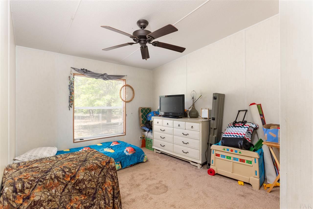 3677 Vantage Road Cantonment, FL 32533 - Photo 14 of 49