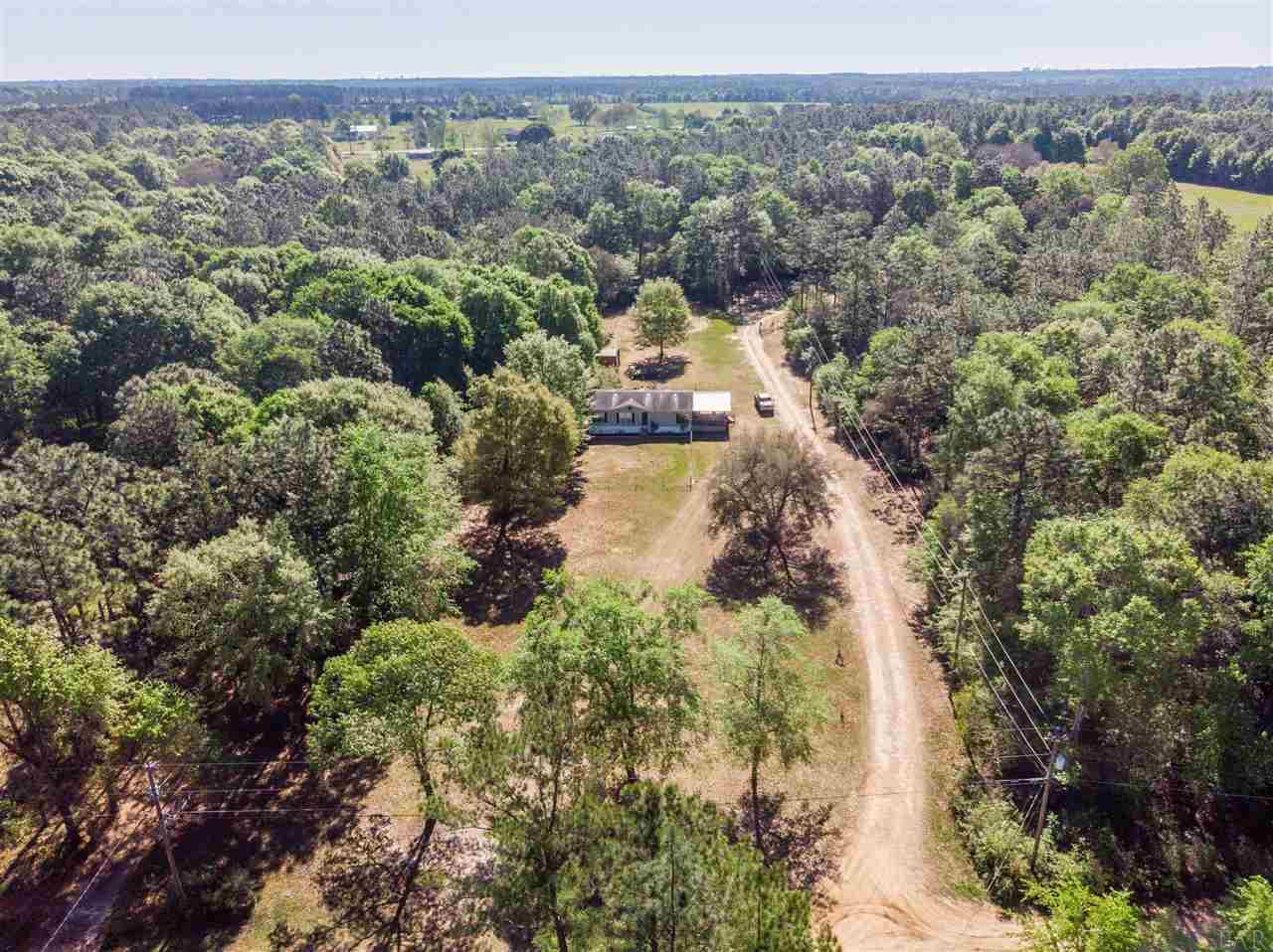 3677 Vantage Road Cantonment, FL 32533 - Photo 32 of 49