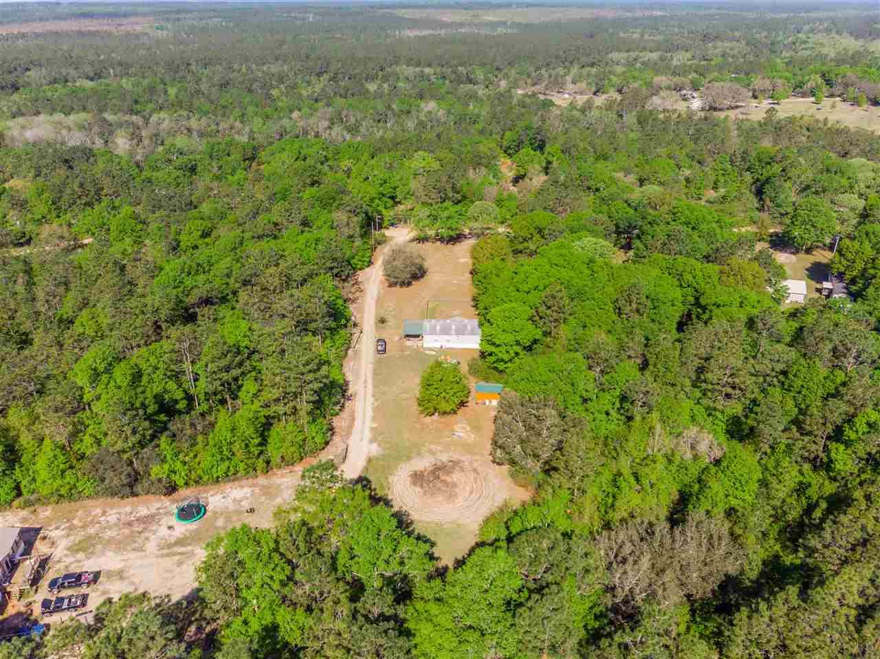 3677 Vantage Road Cantonment, FL 32533 - Photo 45 of 49