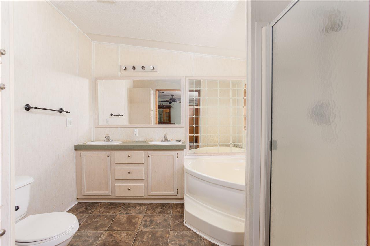 3677 Vantage Road Cantonment, FL 32533 - Photo 7 of 49