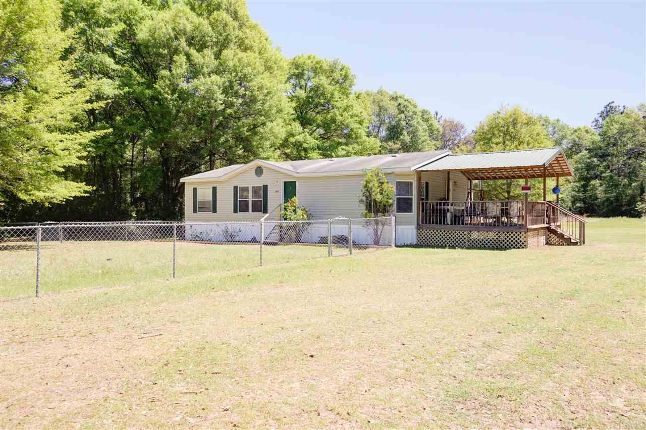 3677 Vantage Road Cantonment, FL 32533 - Photo 10 of 49