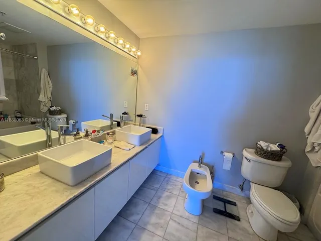 $3,280 | 601 Northeast 36th Street, Unit 1311, Miami, FL 33137