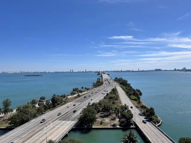 $3,280 | 601 Northeast 36th Street, Unit 1311, Miami, FL 33137