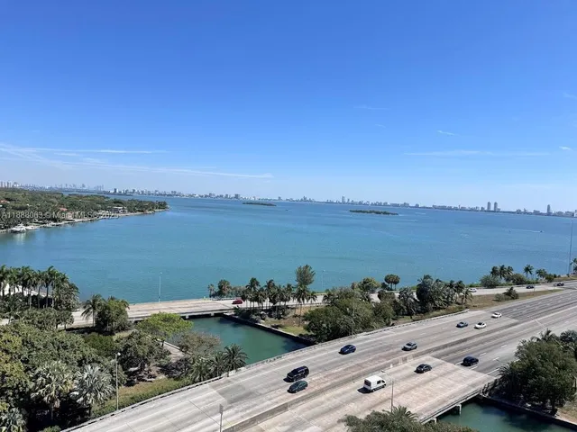 $3,280 | 601 Northeast 36th Street, Unit 1311, Miami, FL 33137