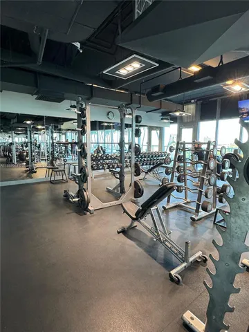 $3,280 | 601 Northeast 36th Street, Unit 1311, Miami, FL 33137