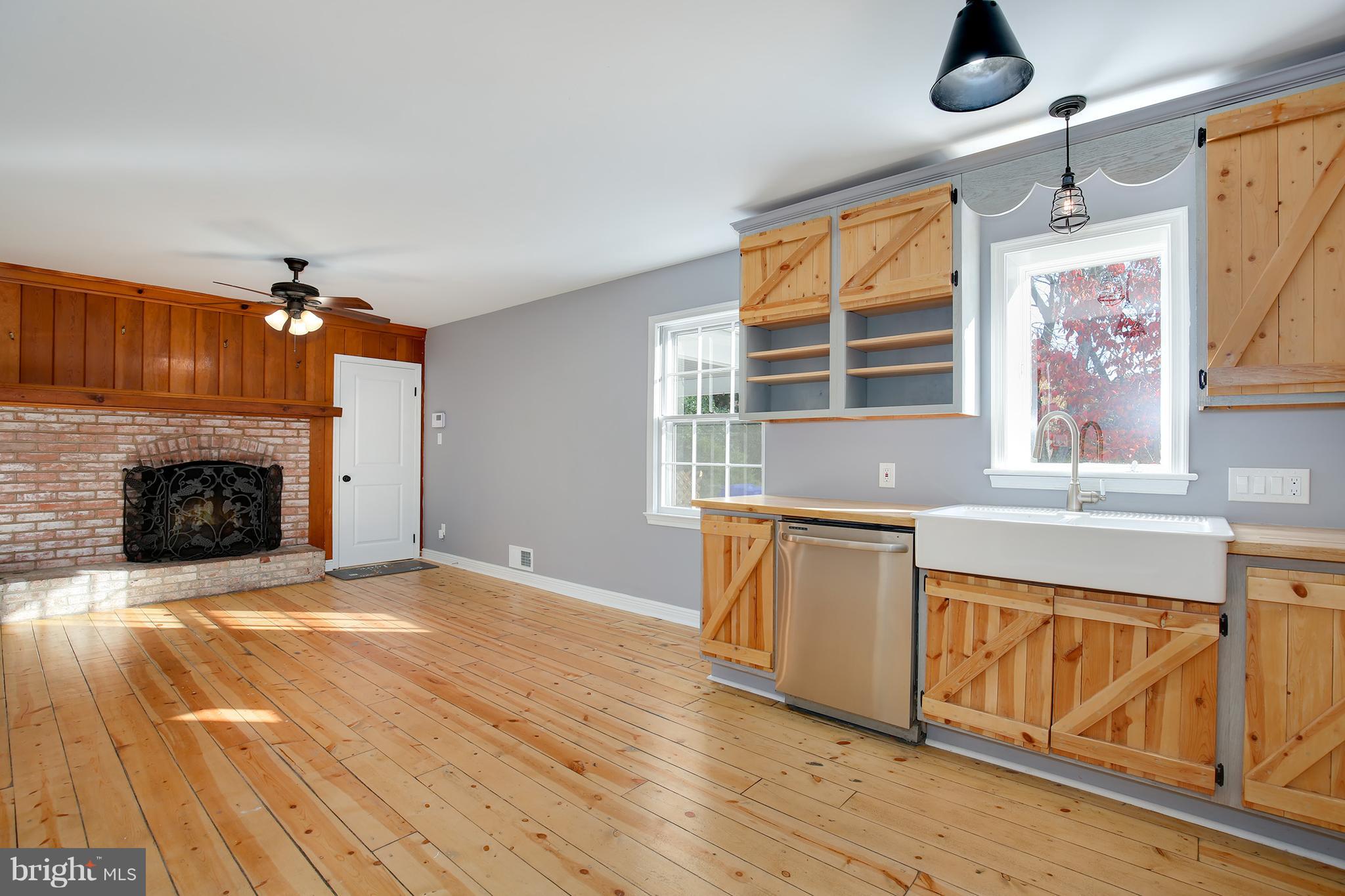 304 Bonifant Road Silver Spring, MD 20905 - Photo 12 of 35 Gallery Image 12